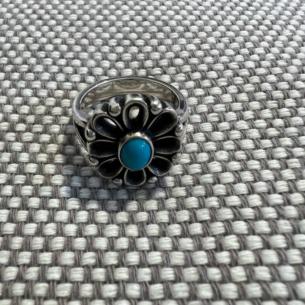 James Avery Retired Flores ring size 5.5